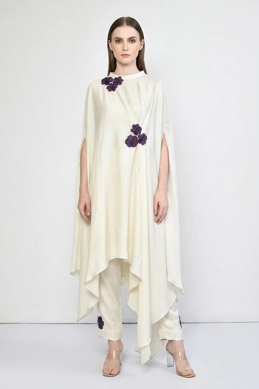 Violet floral Cape Set